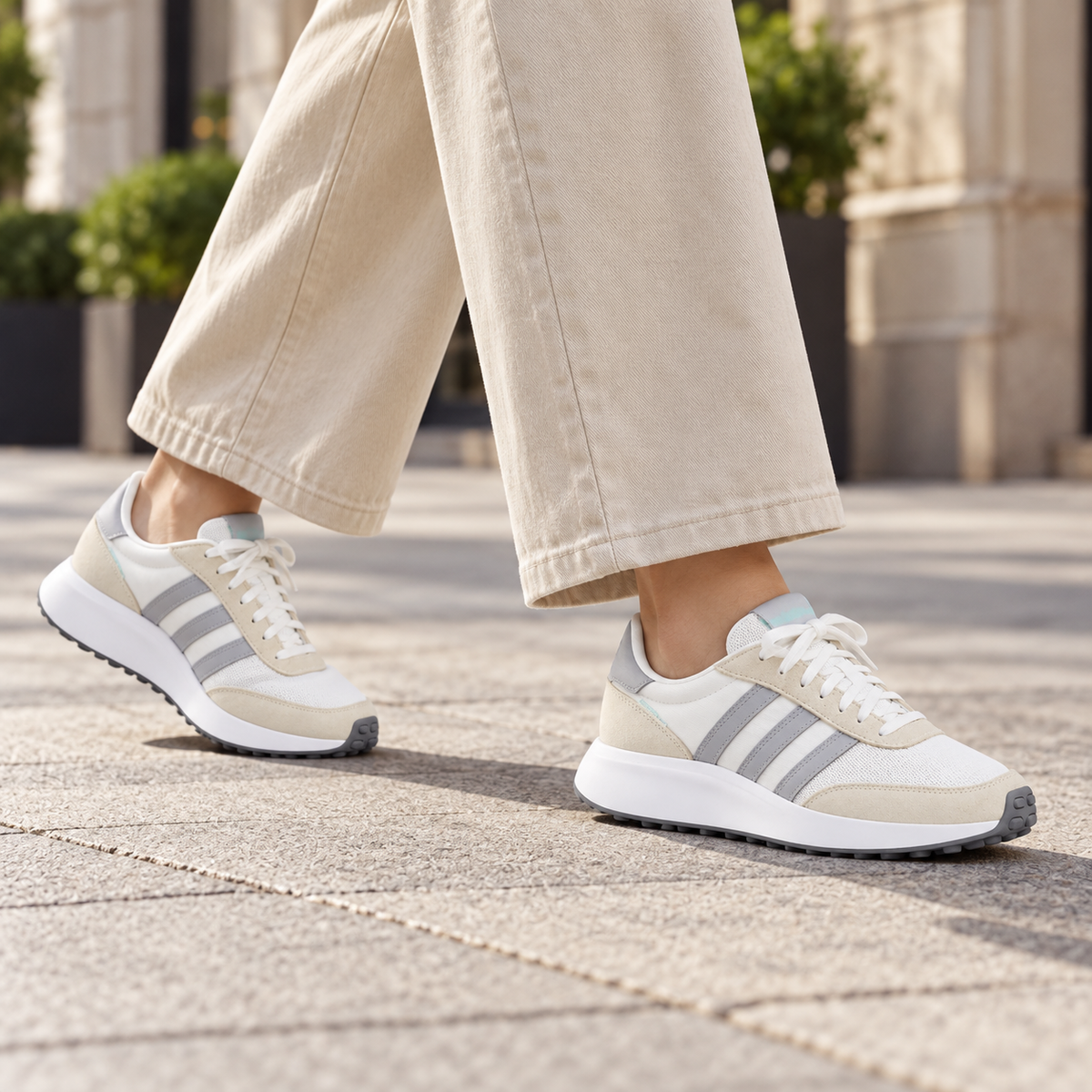 Zapatilla Adidas RUN 70s US #5*1/2 Mujer - 09-lifestyle