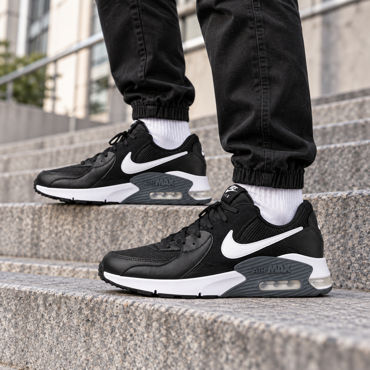 Tenis Nike Air Max Excee Hombre, Negro/Blanco/Gris oscuro - 09-lifestyle
